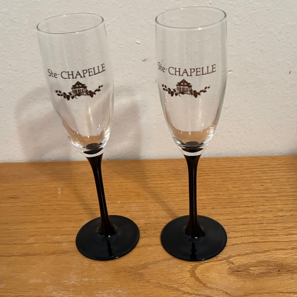 Black Stem Champagne Flutes